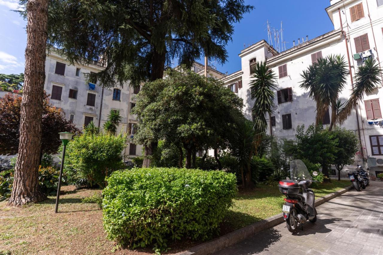 רומא Lovely Flat In Testaccio מראה חיצוני תמונה