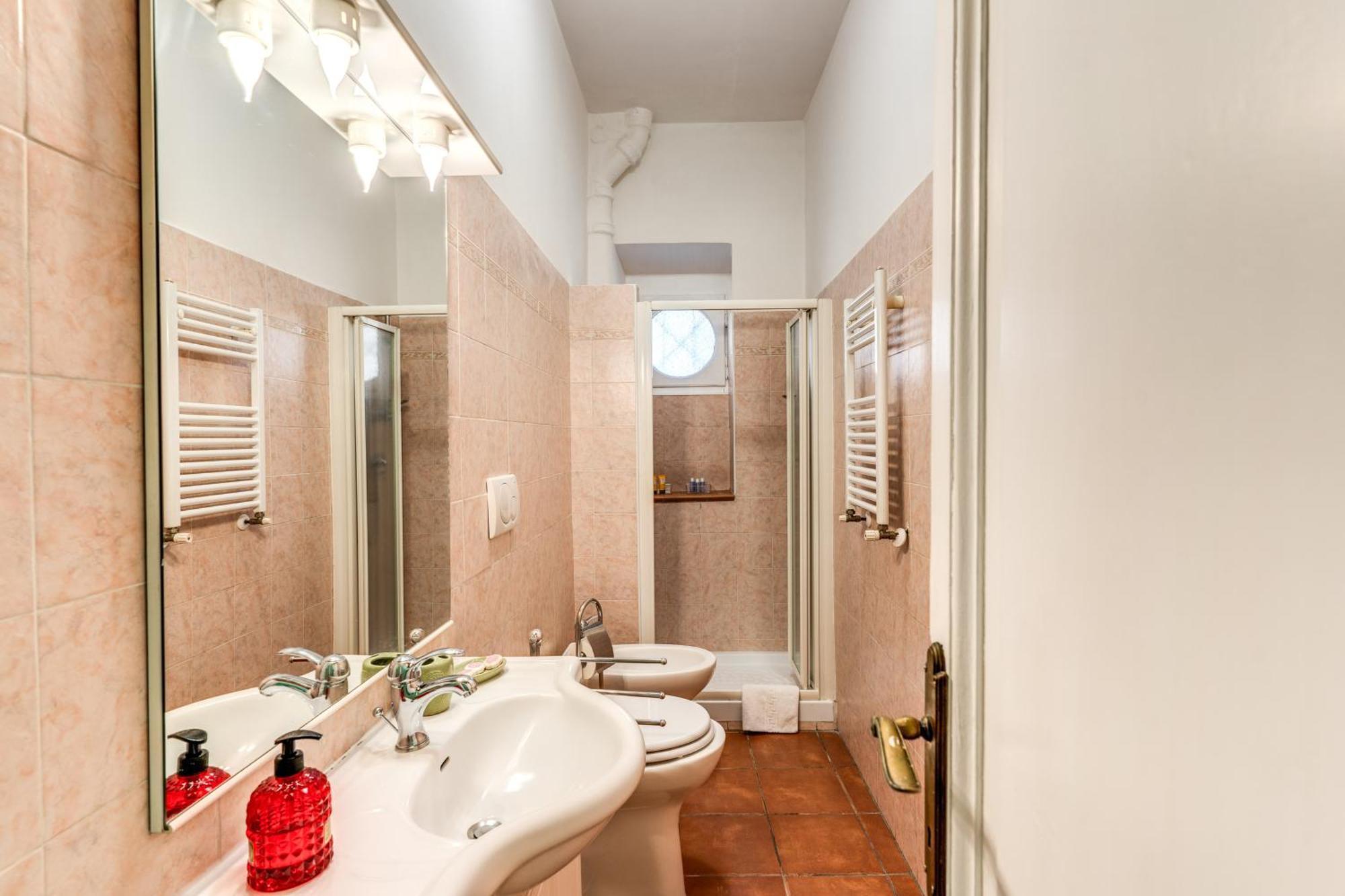 רומא Lovely Flat In Testaccio מראה חיצוני תמונה